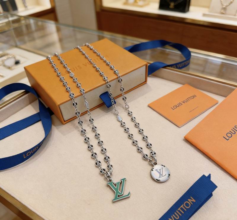 LV Necklace 03yxs195